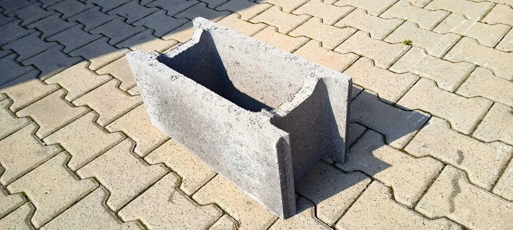 Pustak szalunkowy Styrobud 50x24x24 P+W
