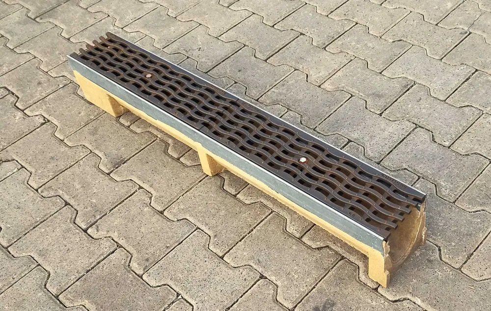 Odpływ liniowy D400 (odwodnienie) polimerobeton + ruszt