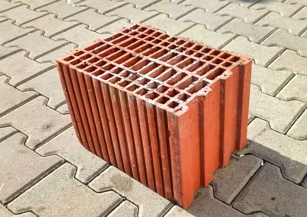 Pustak ceramiczny Keram 25 P+W kl.15