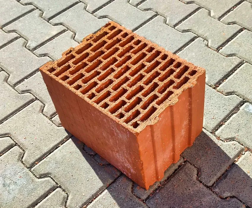 Pustak ceramiczny Termoton 25 P+W kl.15